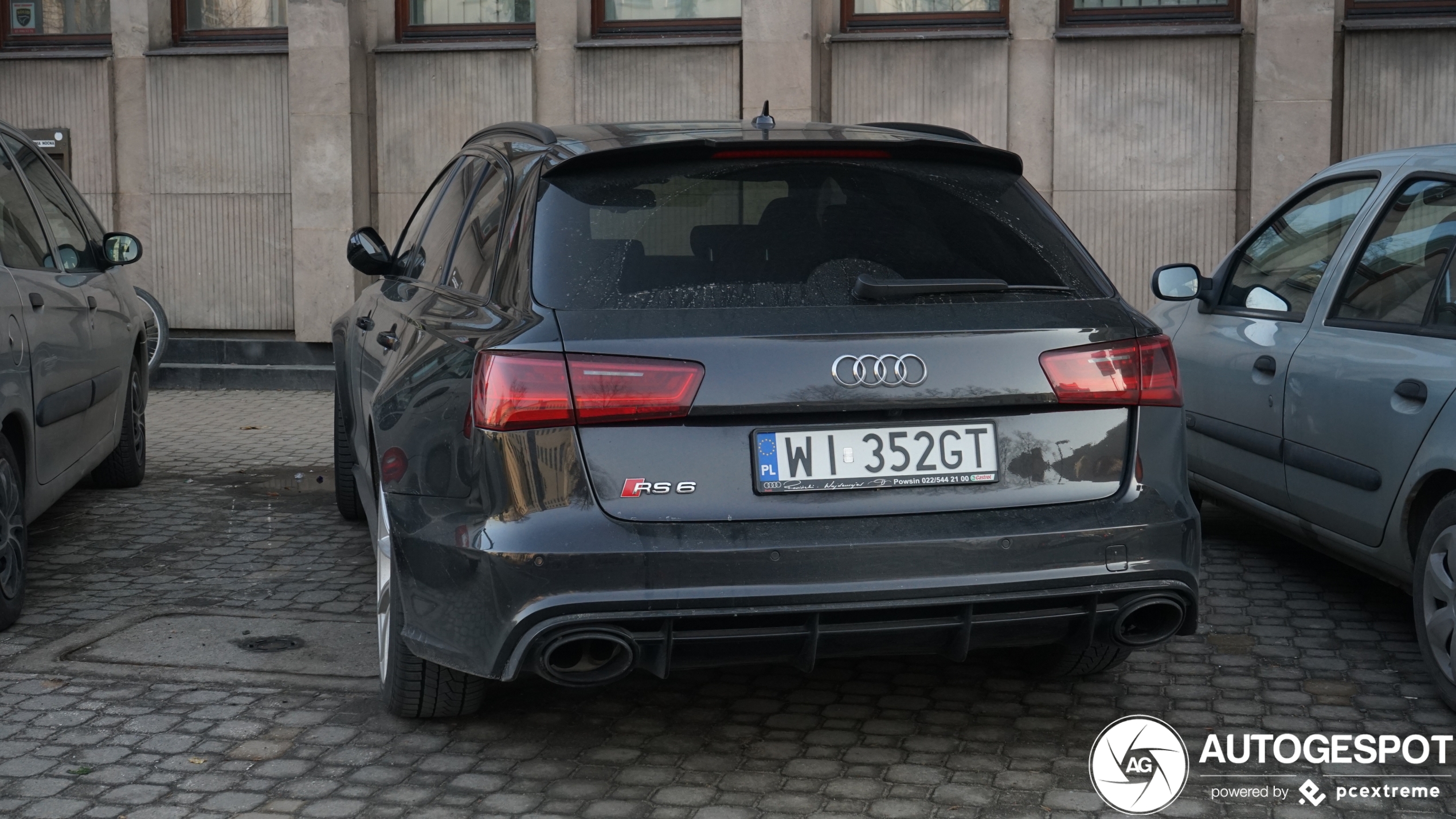 Audi RS6 Avant C7 2015