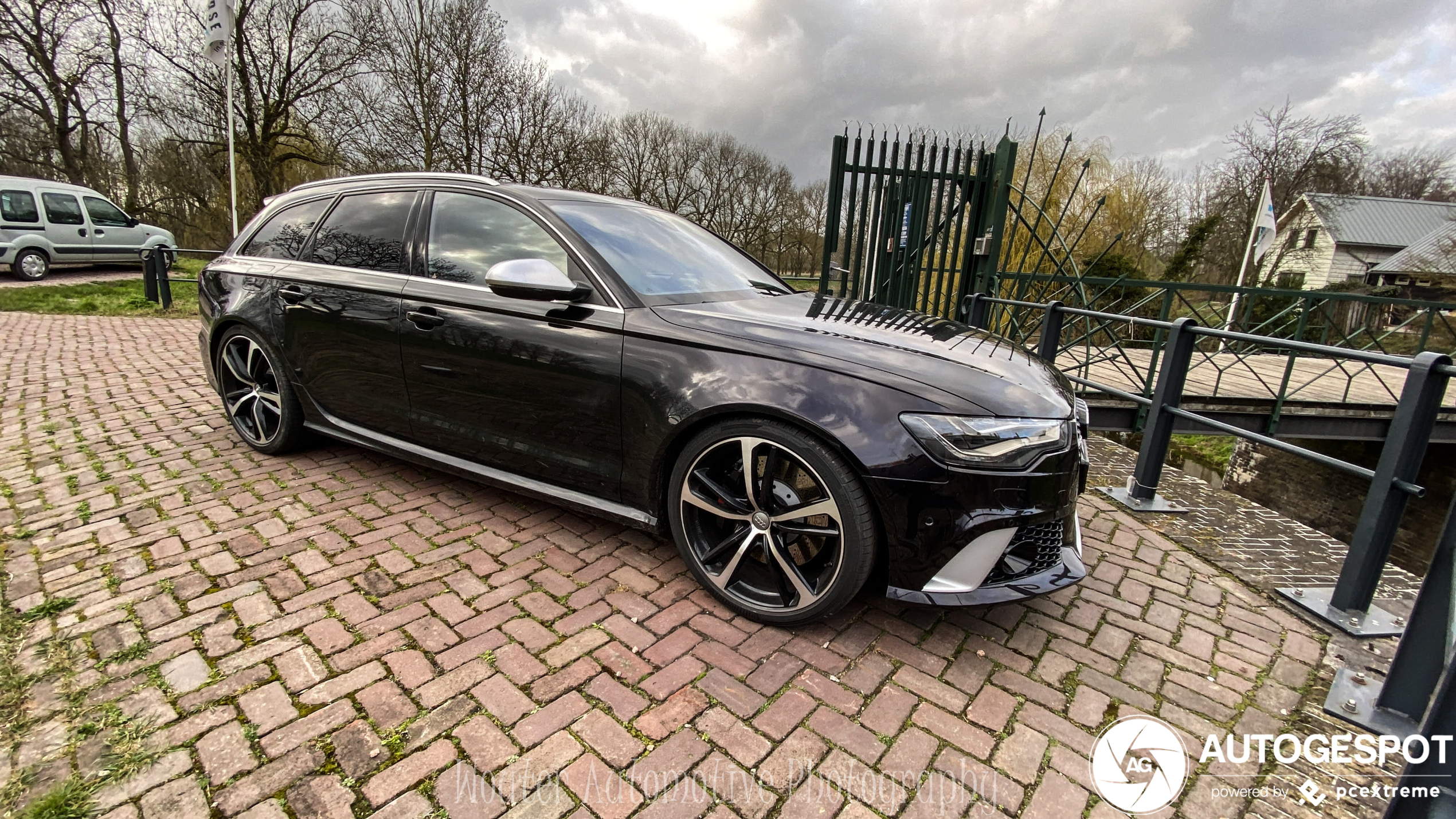 Audi RS6 Avant C7