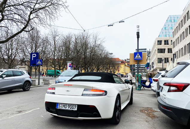 Aston Martin V8 Vantage Roadster 2012