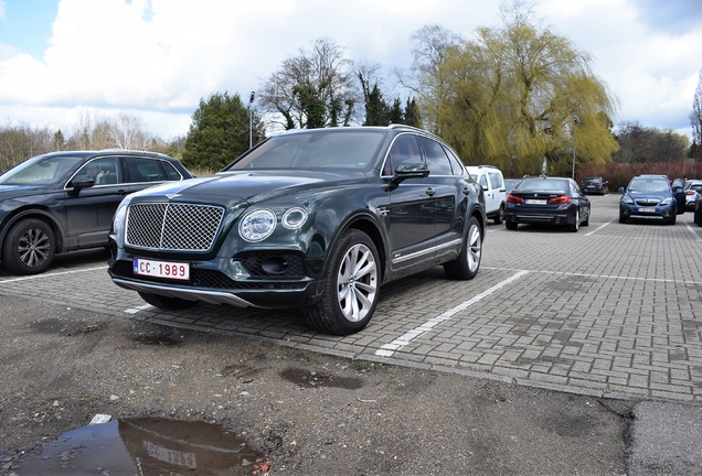 Bentley Bentayga Hybrid