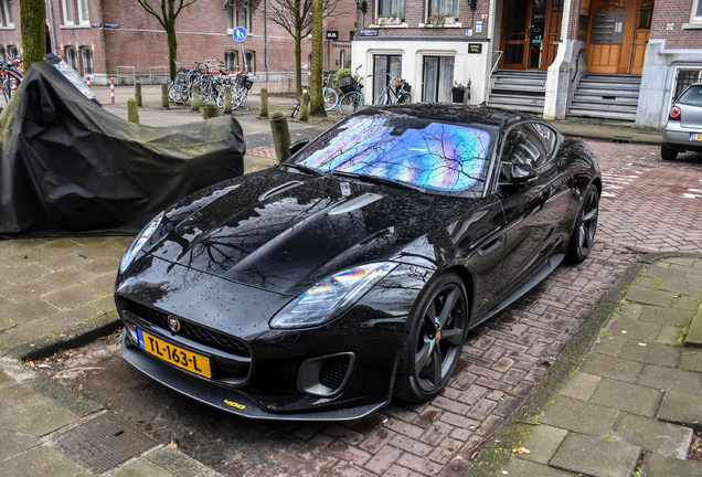 Jaguar F-TYPE 400 Sport Coupé