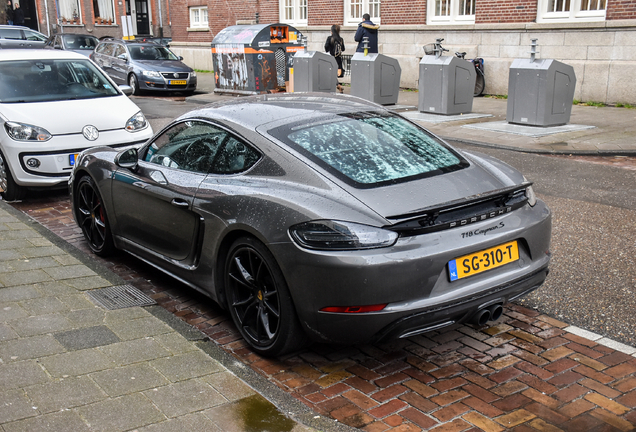 Porsche 718 Cayman S