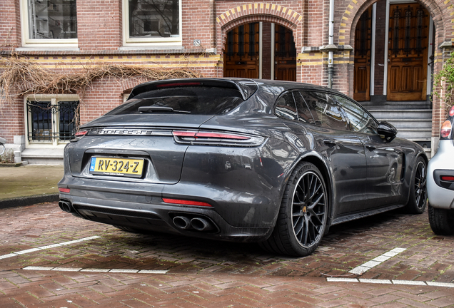 Porsche 971 Panamera Turbo S E-Hybrid Sport Turismo