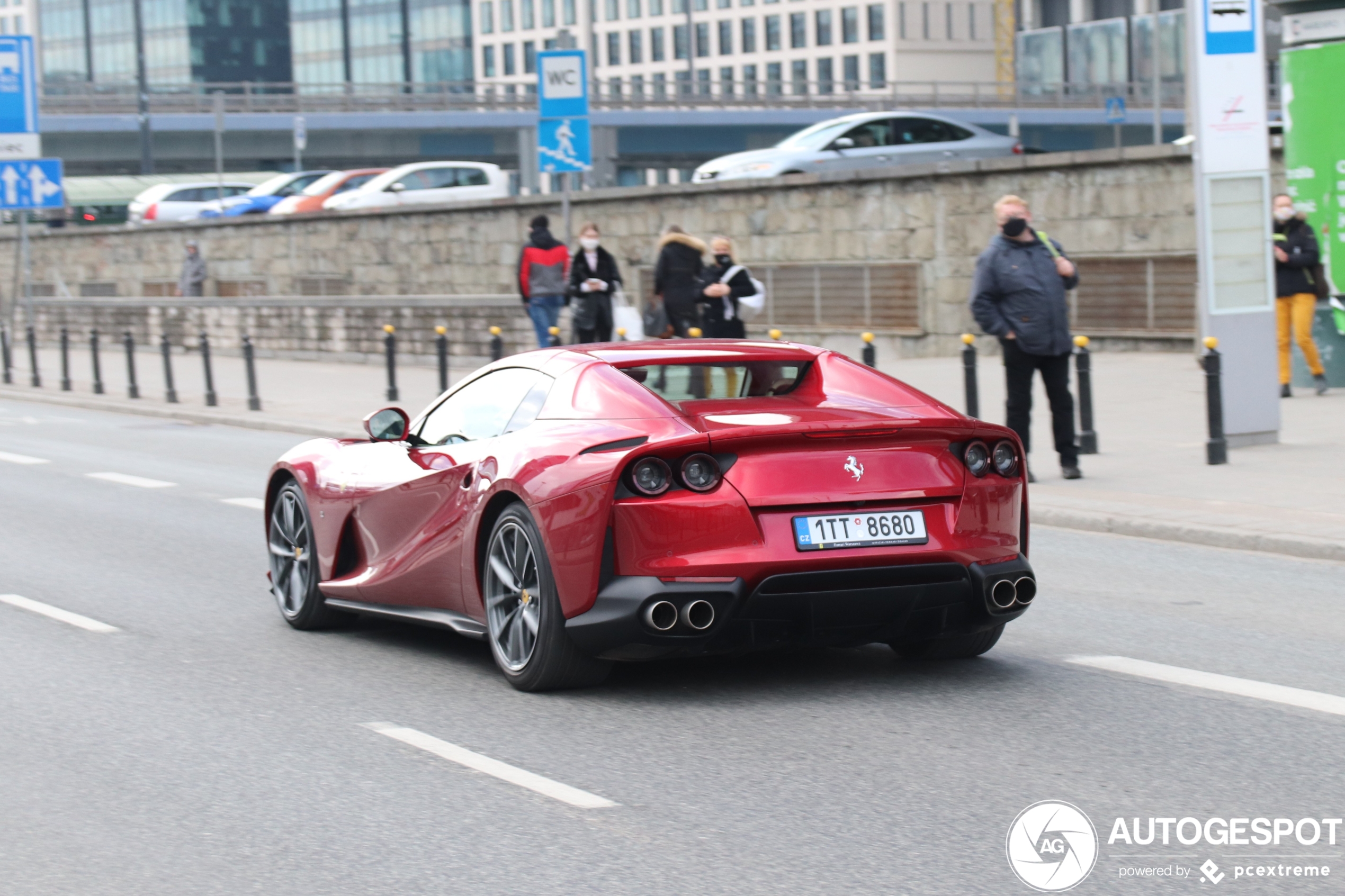 Ferrari 812 GTS