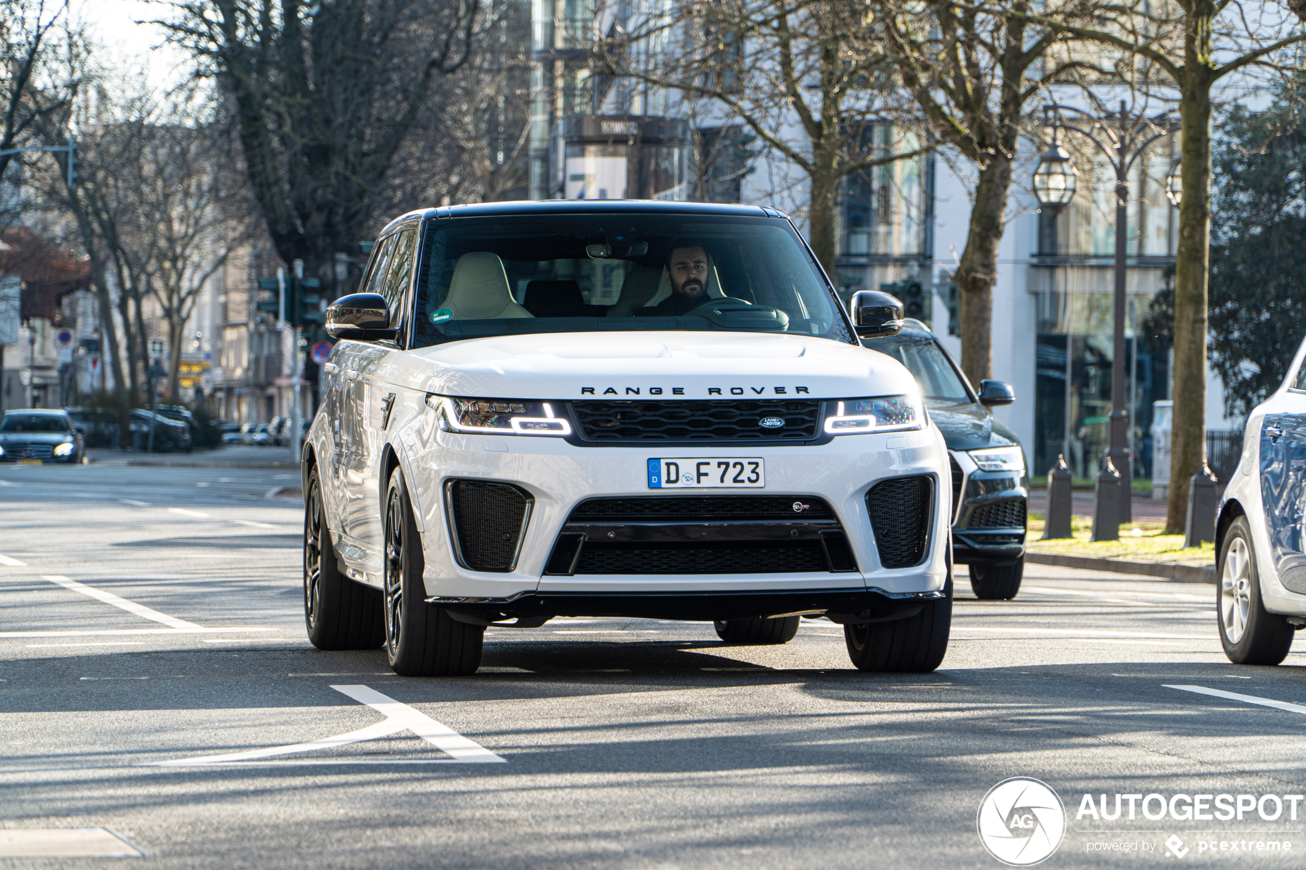 Land Rover Range Rover Sport SVR 2018