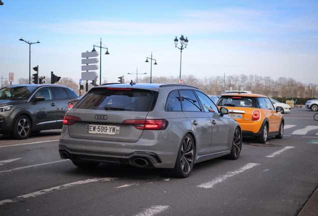 Audi RS4 Avant B9