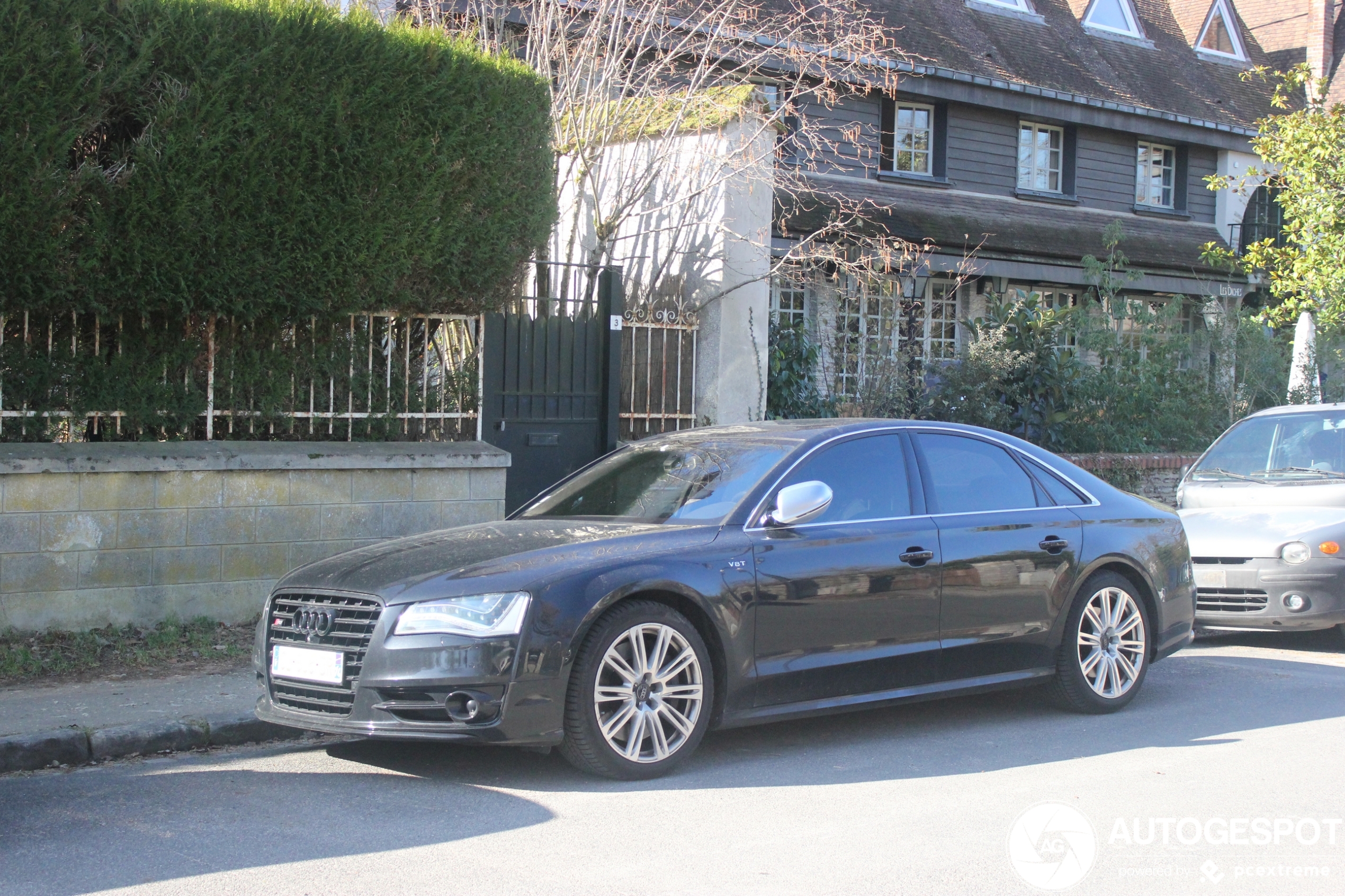 Audi S8 D4