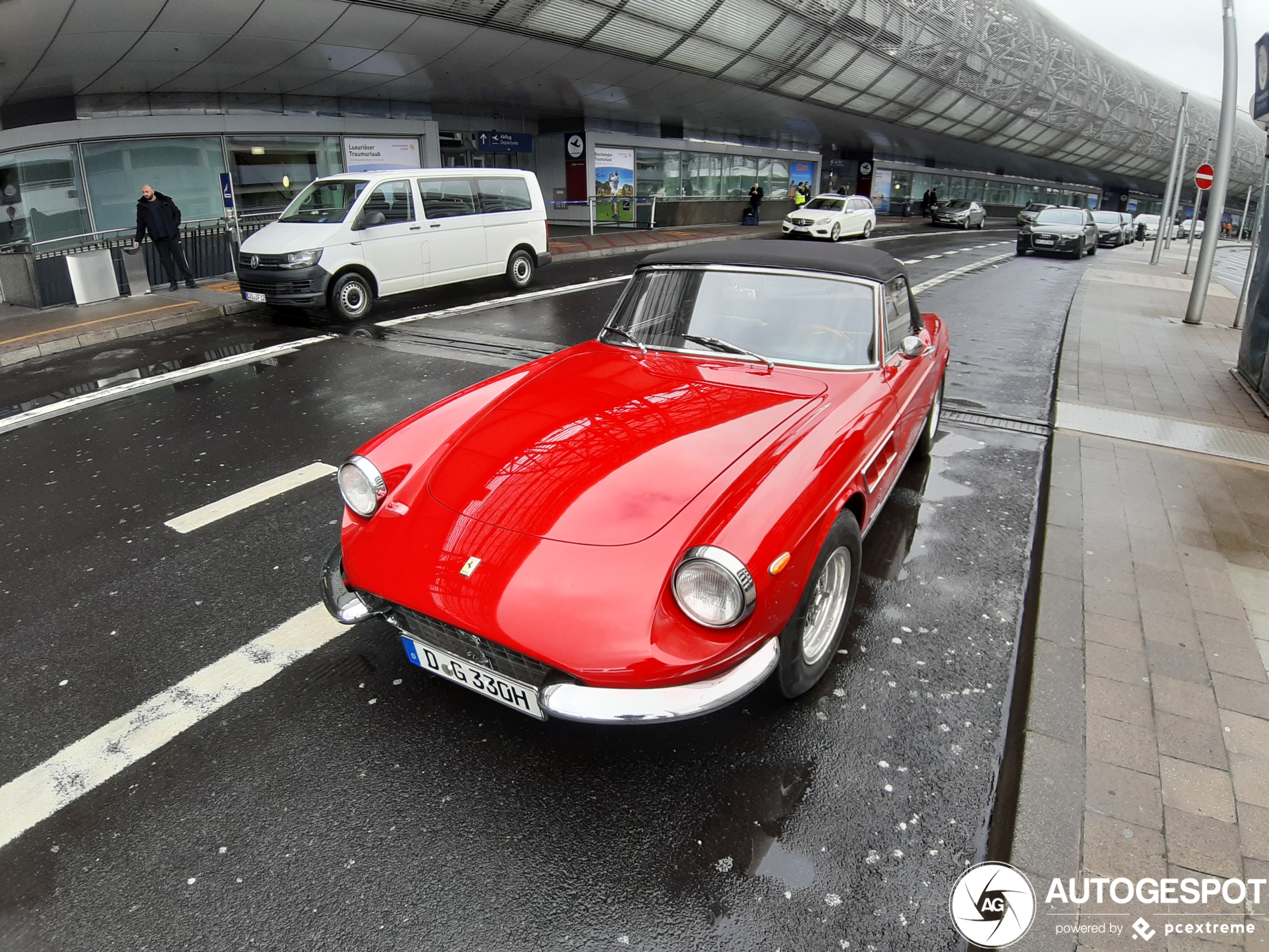 Ferrari 330 GTS