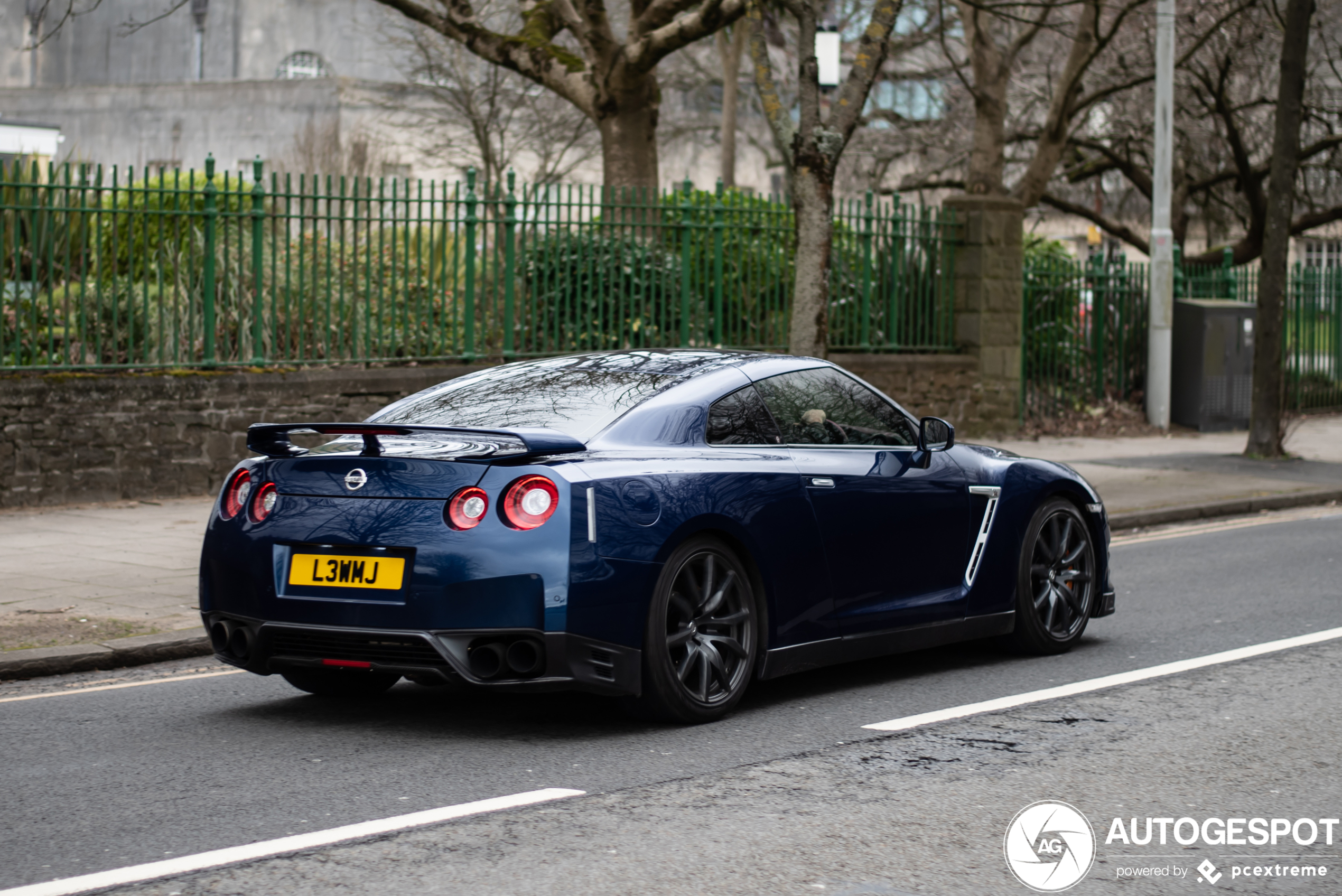 Nissan GT-R 2015