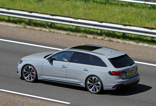 Audi RS4 Avant B9