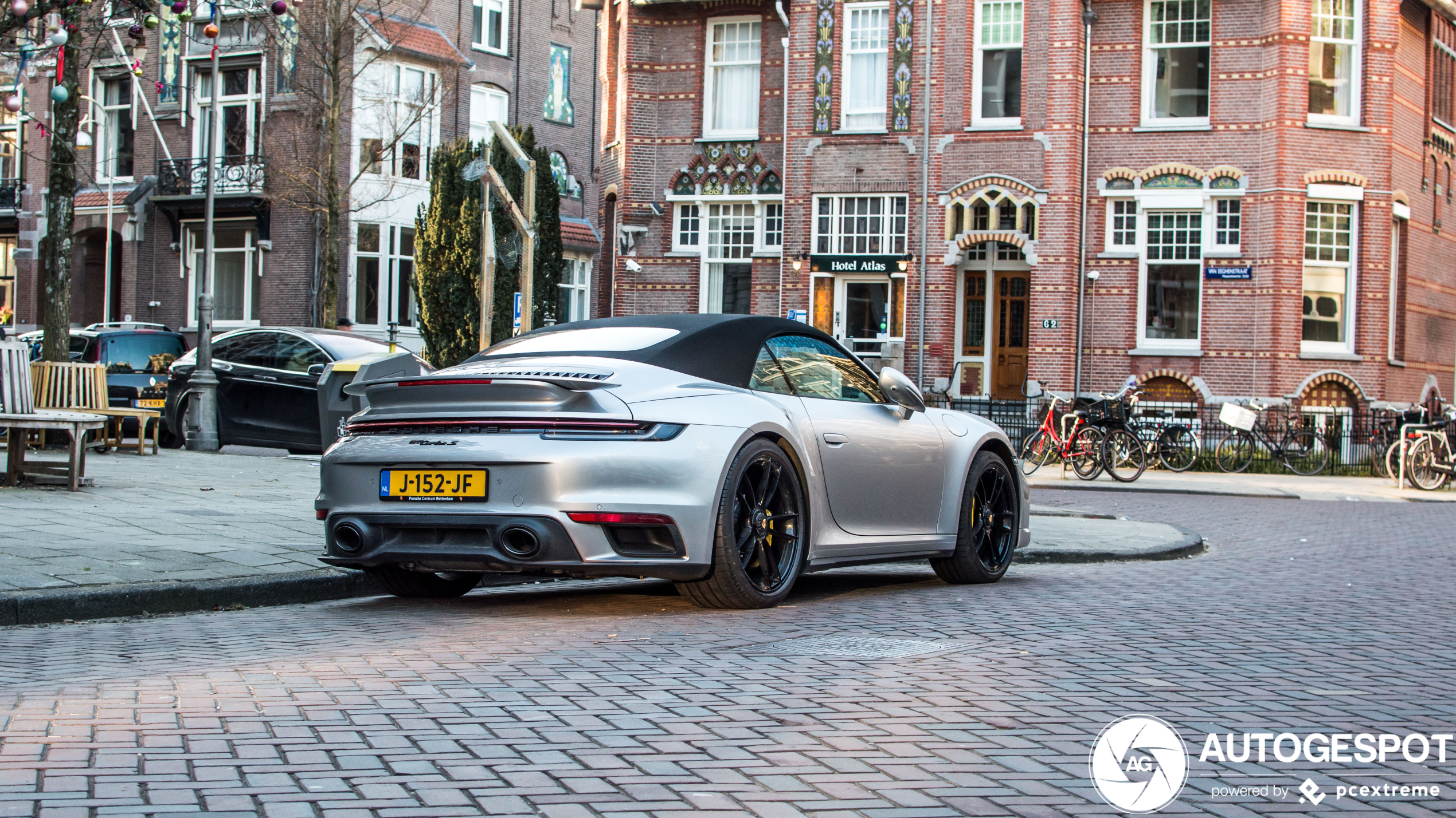 Porsche 992 Turbo S Cabriolet