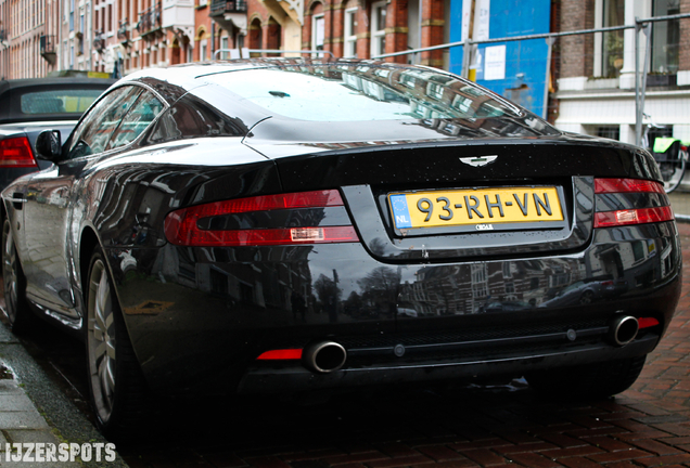 Aston Martin DB9