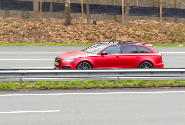 Audi RS6 Avant C7 2015