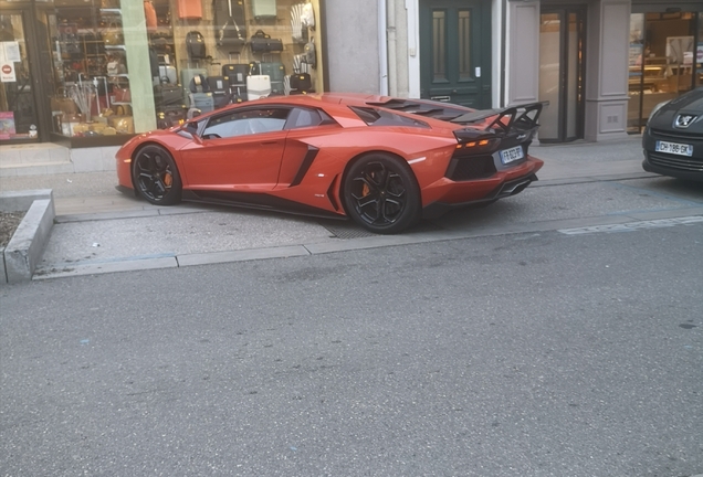 Lamborghini Aventador LP700-4