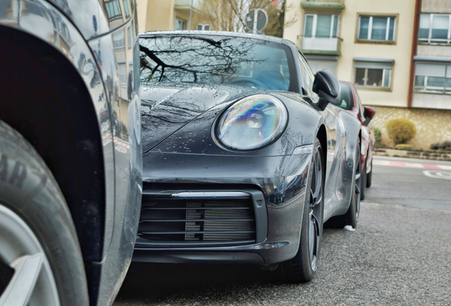 Porsche 992 Carrera 4S