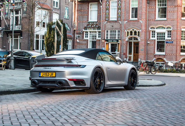 Porsche 992 Turbo S Cabriolet