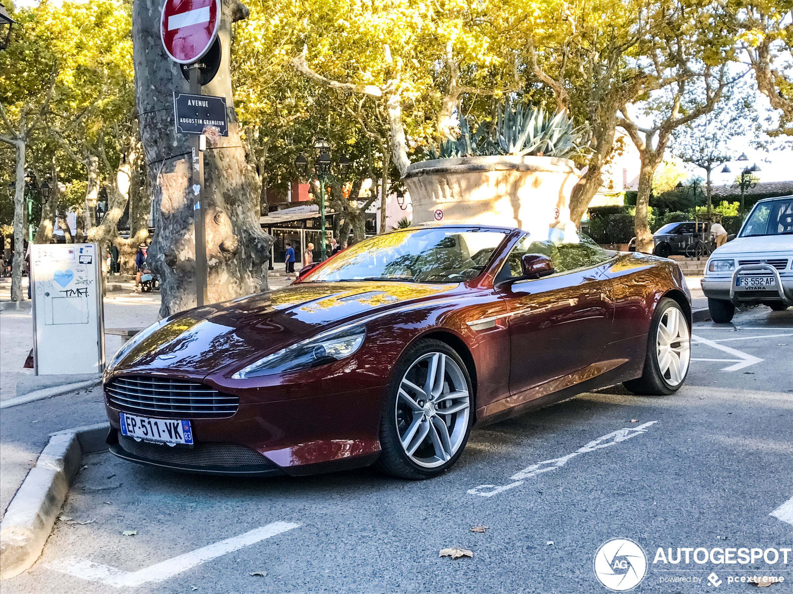 Aston Martin DB9 Volante 2013