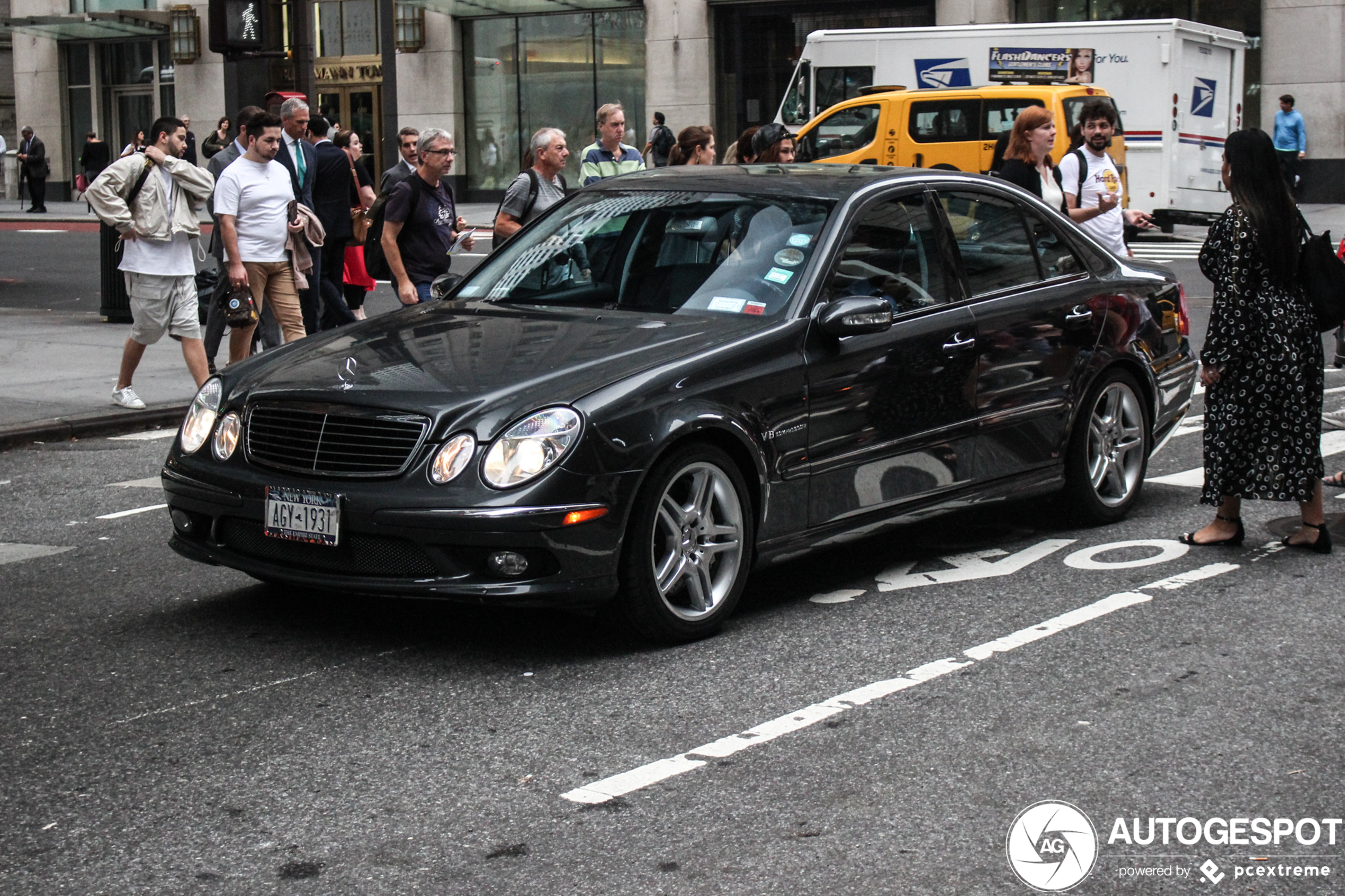 Mercedes-Benz E 55 AMG