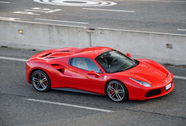 Ferrari 488 Spider