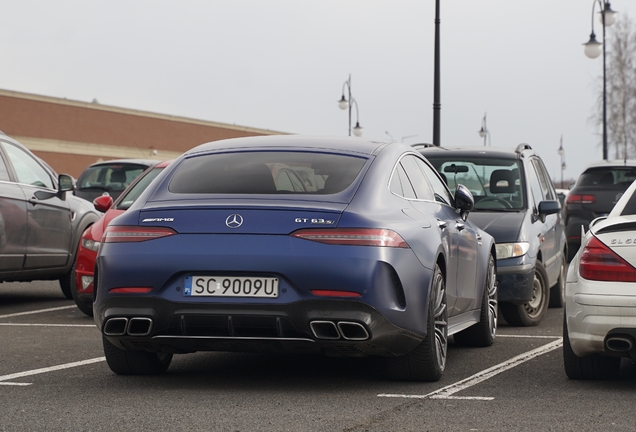 Mercedes-AMG GT 63 S X290