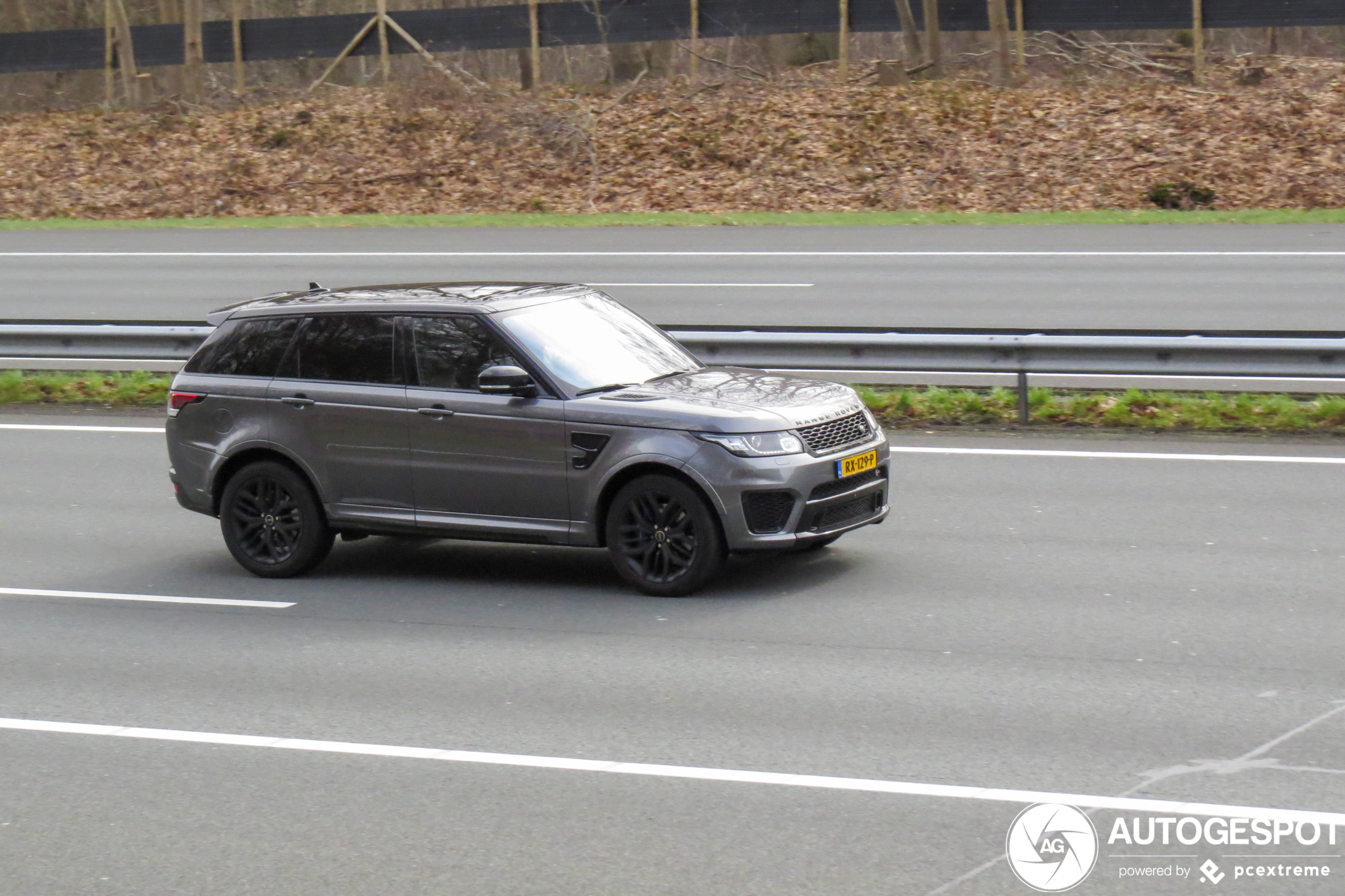 Land Rover Range Rover Sport SVR