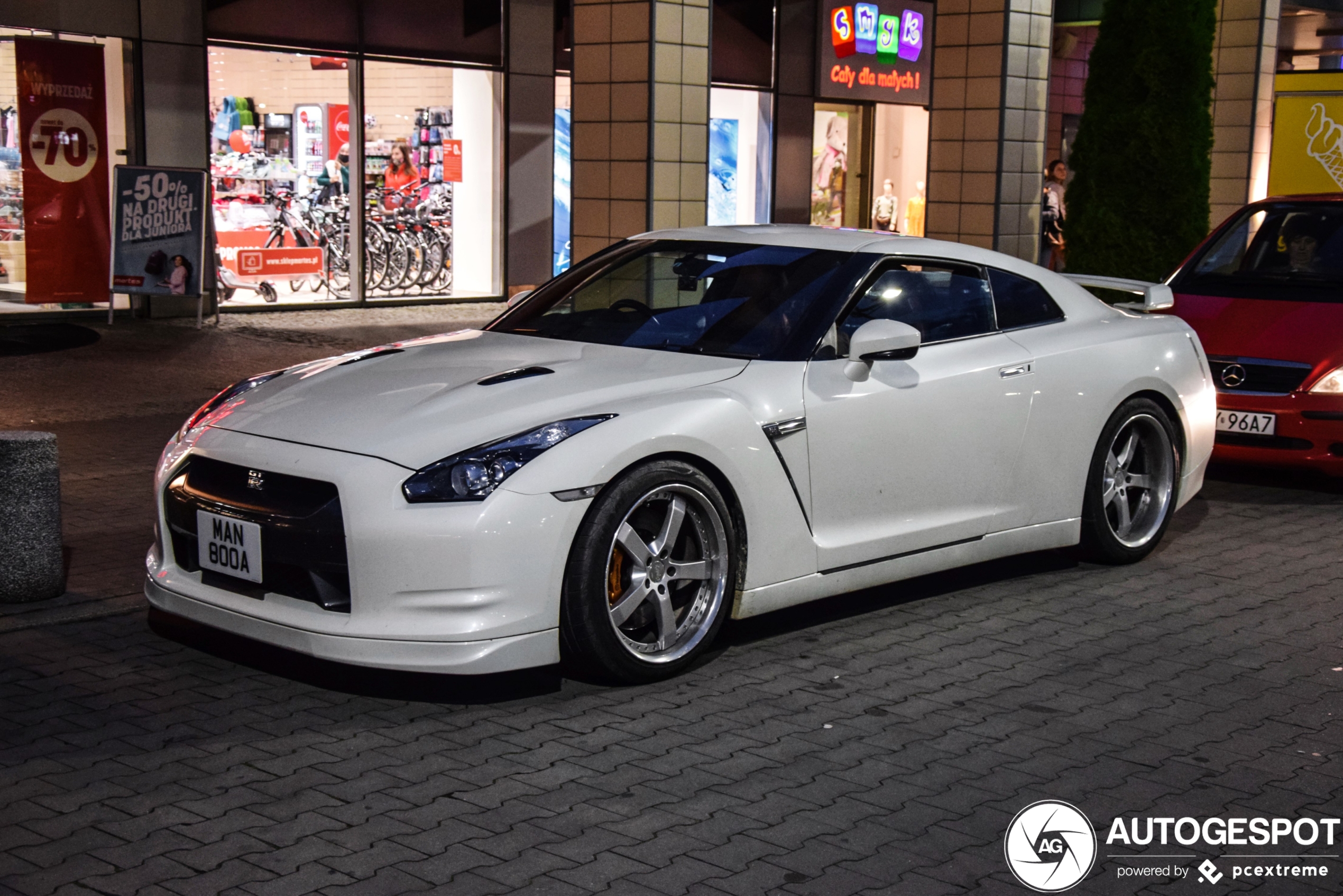 Nissan GT-R