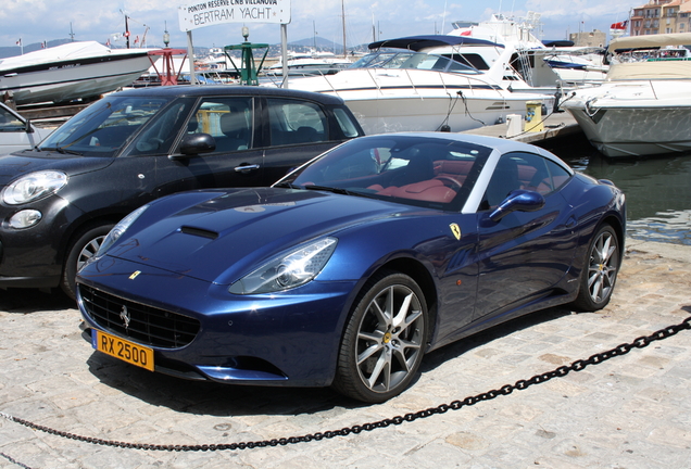 Ferrari California