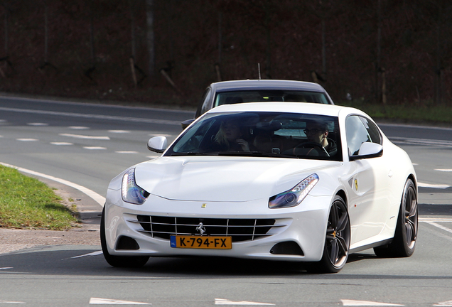 Ferrari FF