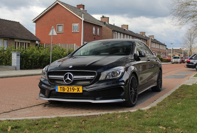 Mercedes-AMG CLA 45 C117