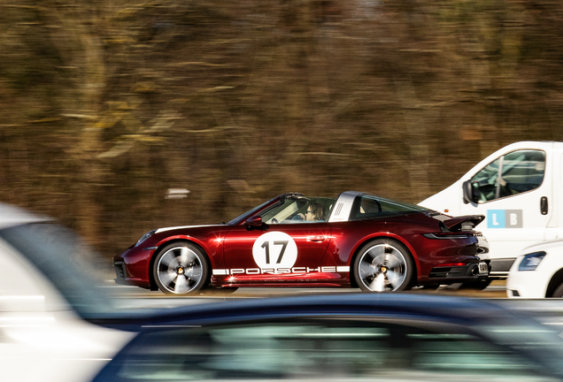 Porsche 992 Targa 4S Heritage Design Edition