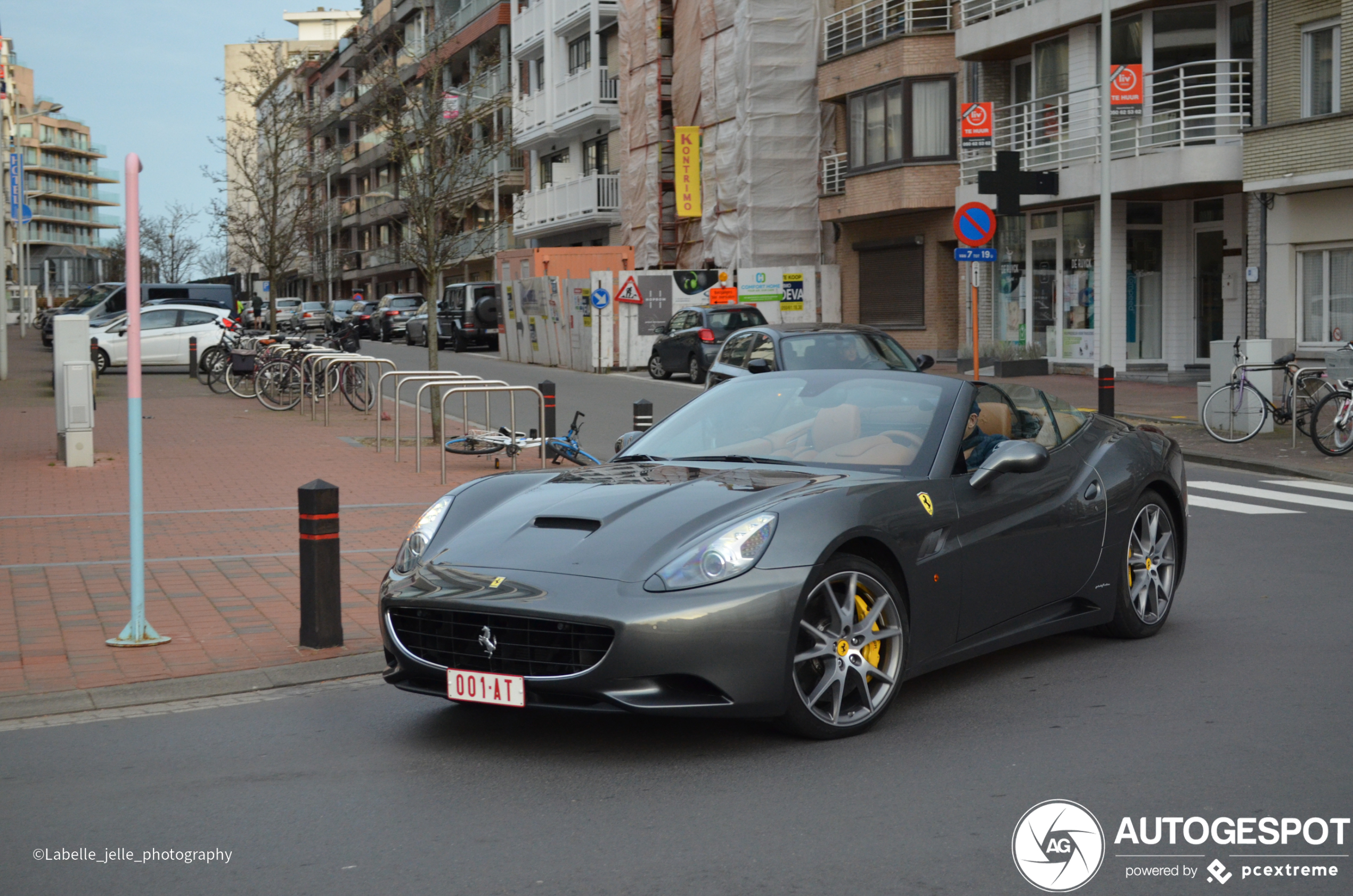 Ferrari California