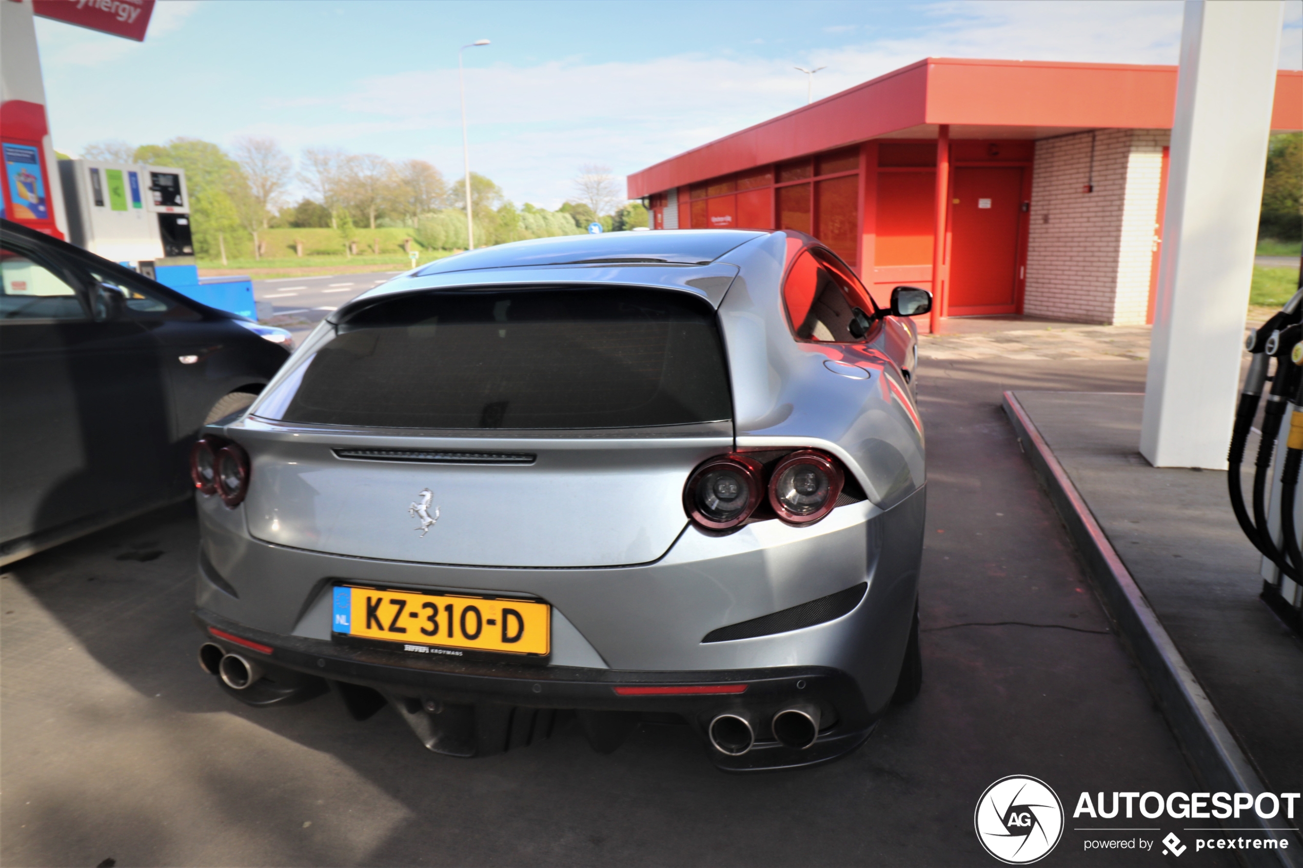 Ferrari GTC4Lusso