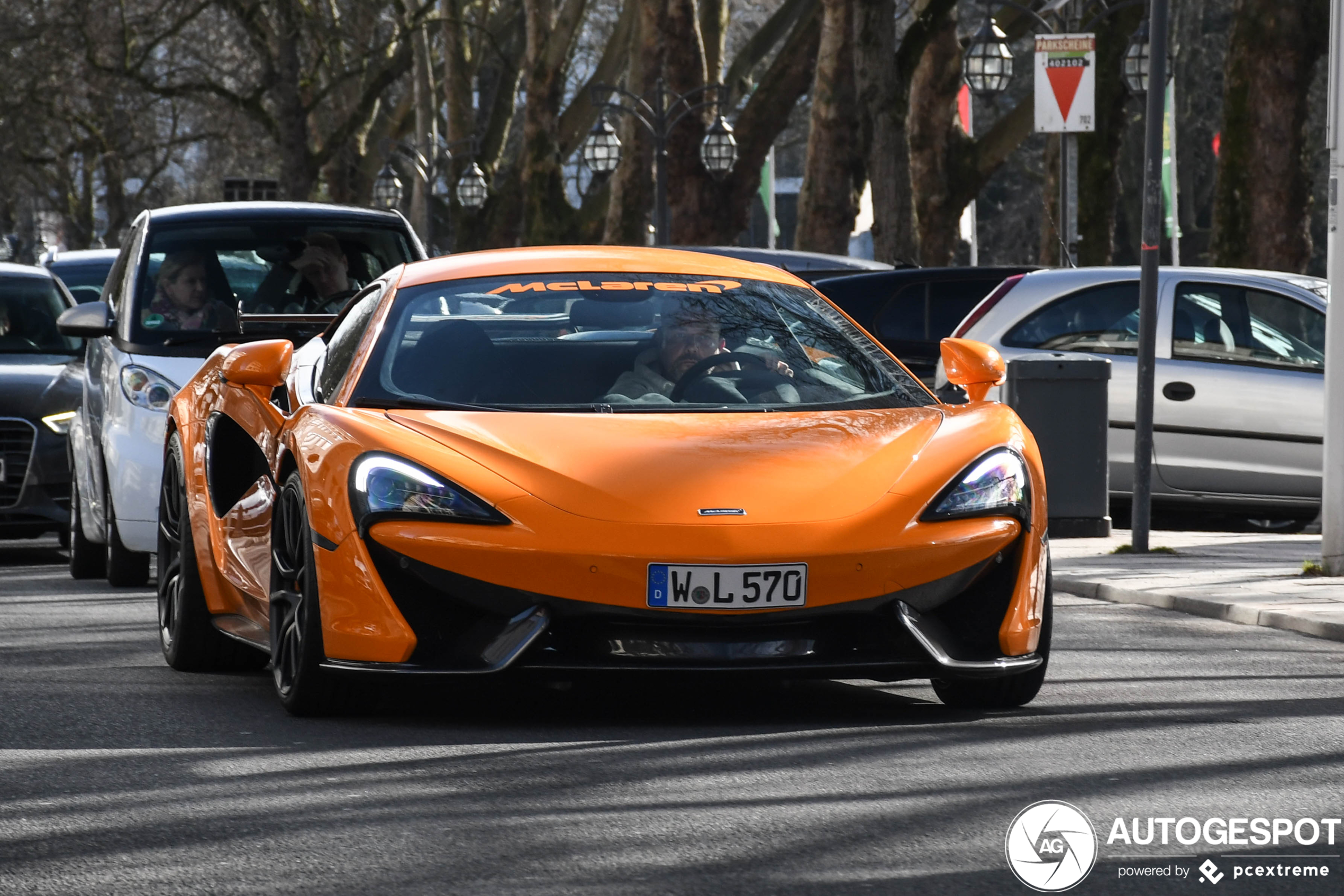 McLaren 570S