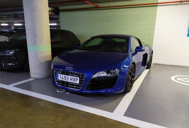 Audi R8 V10