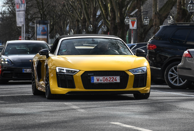 Audi R8 V10 Spyder 2016