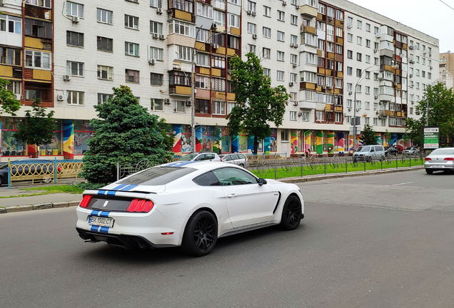 Ford Mustang Shelby GT350 2015