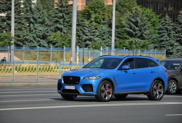 Jaguar F-PACE SVR