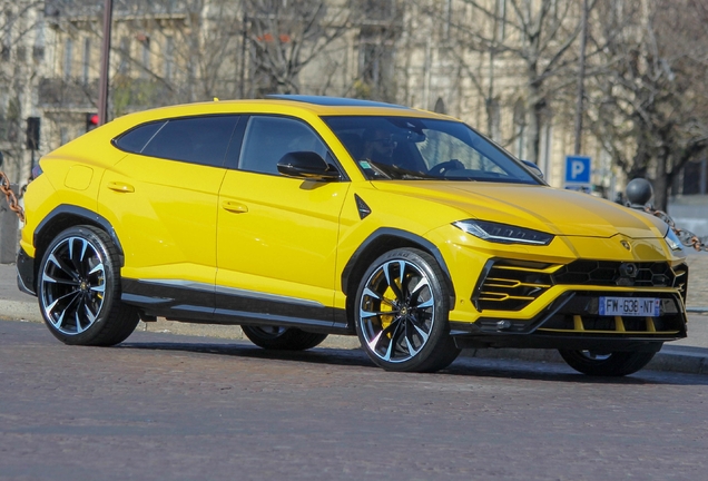 Lamborghini Urus