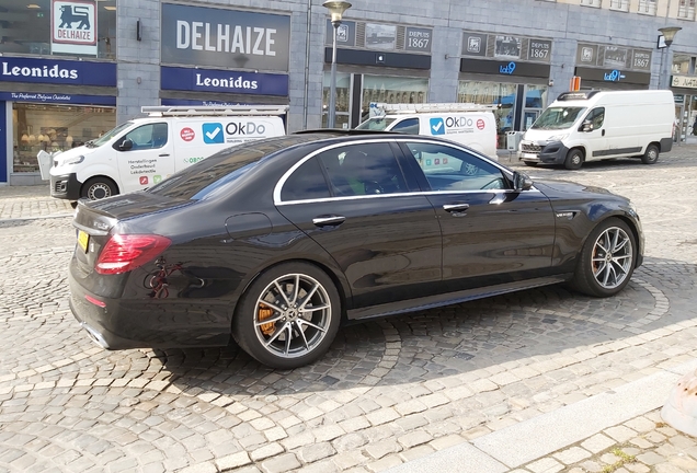 Mercedes-AMG E 63 S W213