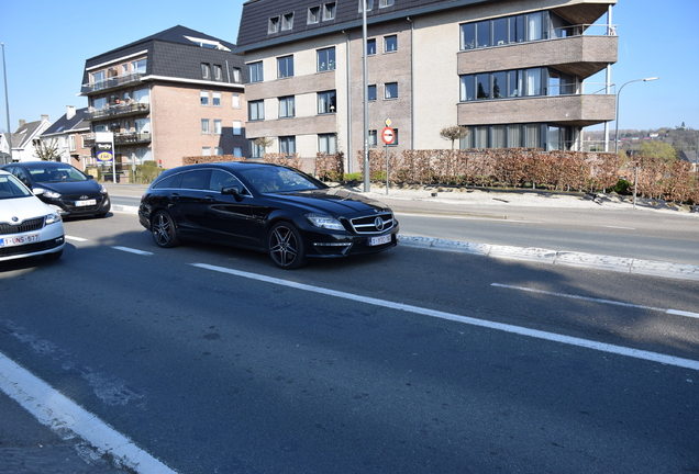 Mercedes-Benz CLS 63 AMG S X218 Shooting Brake