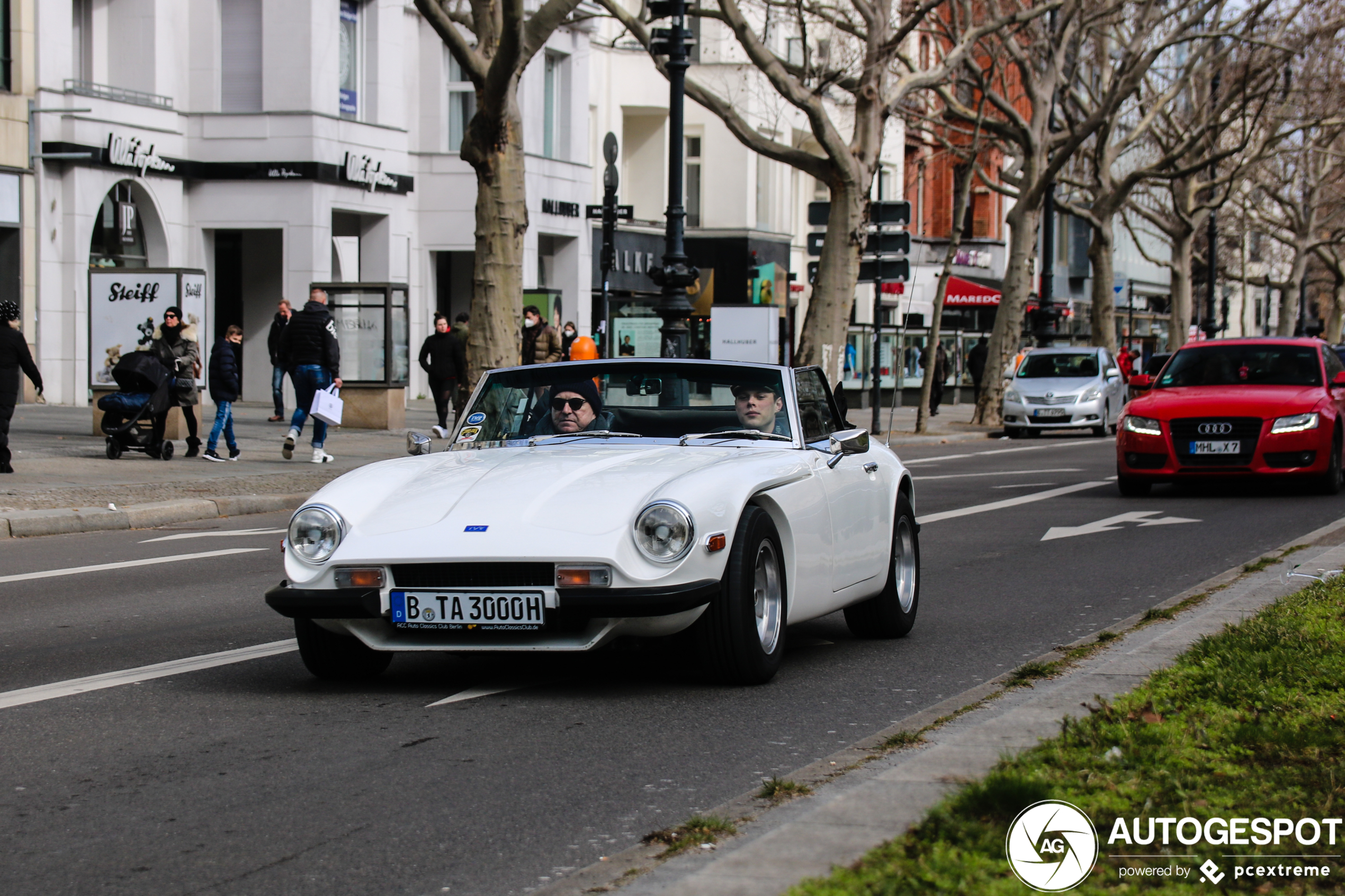 TVR 3000 S