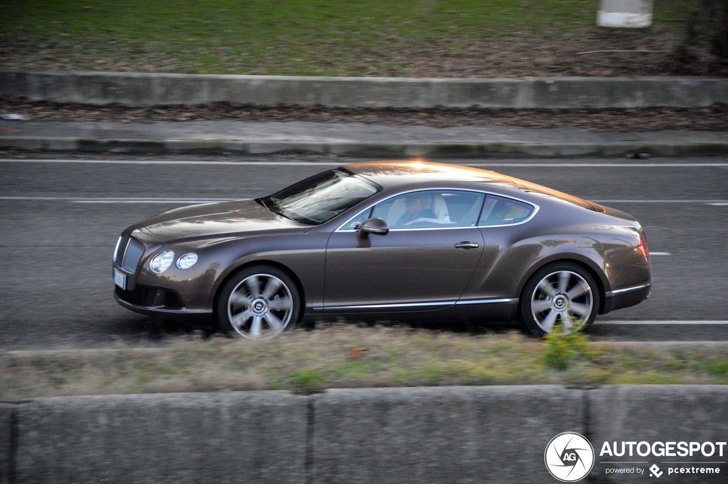 Bentley Continental GT 2012