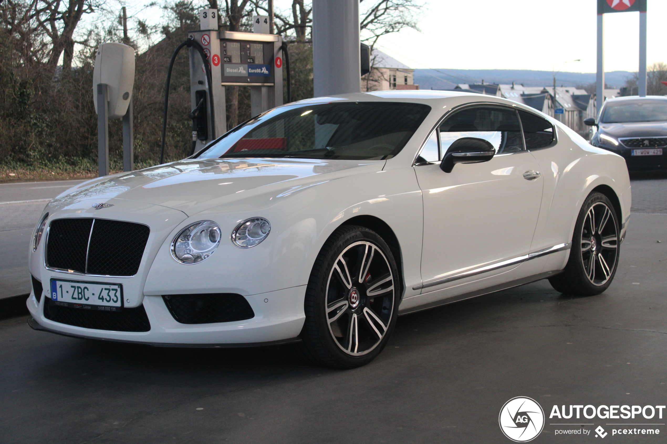 Bentley Continental GT V8