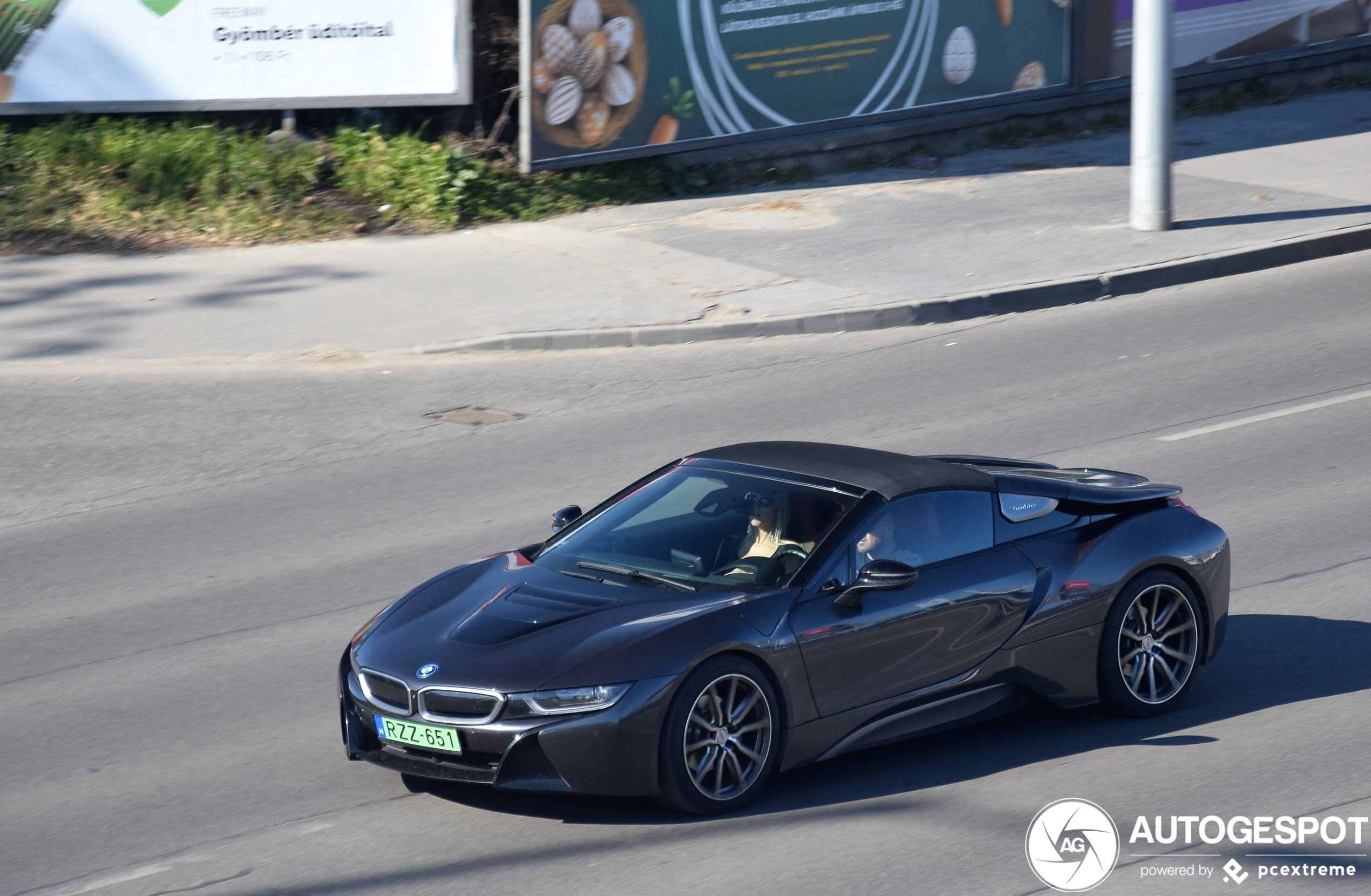 BMW i8 Roadster