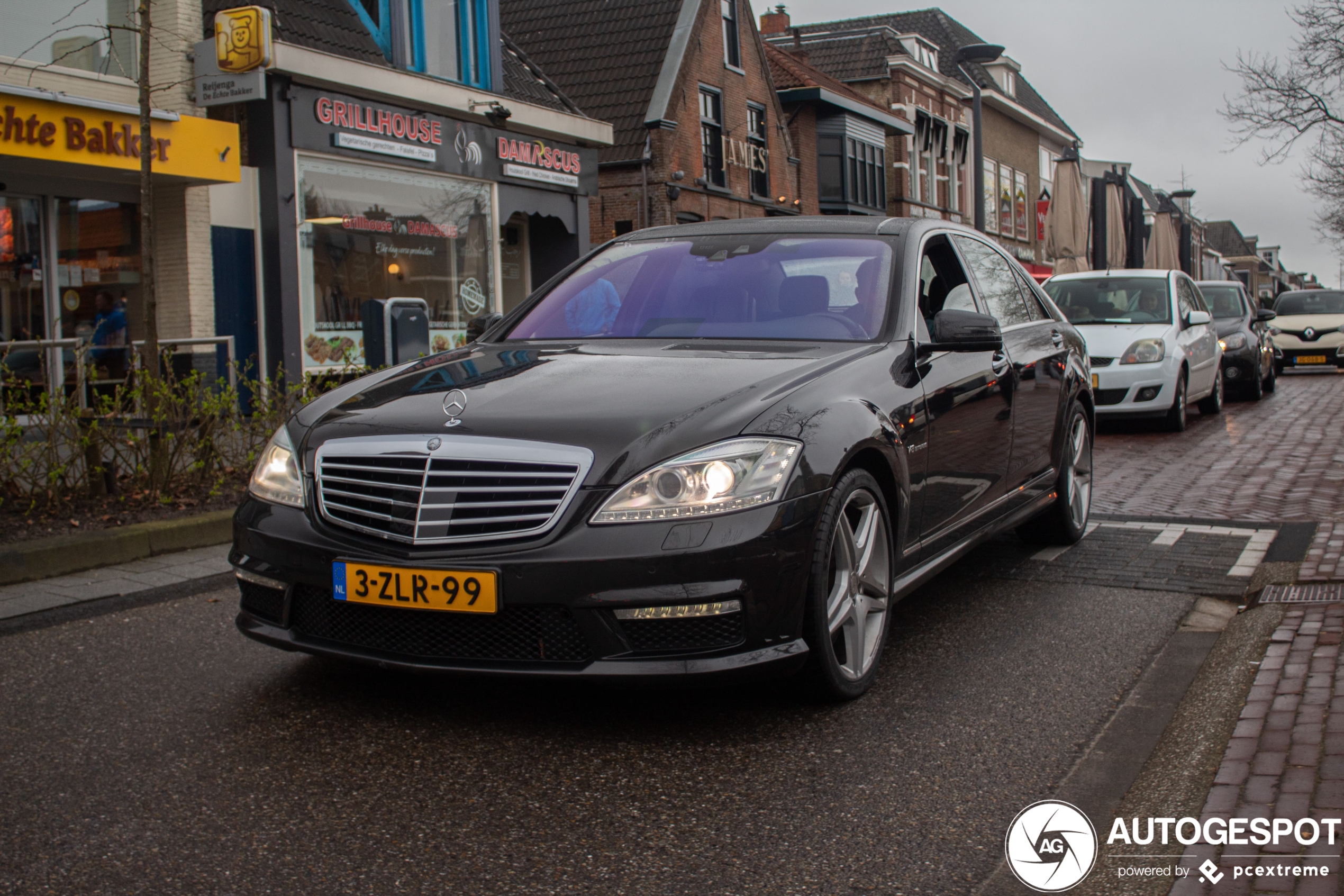 Mercedes-Benz S 63 AMG W221 2011