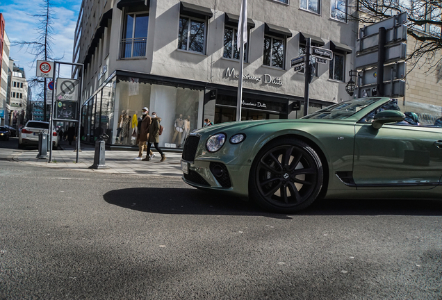 Bentley Continental GTC V8 2020