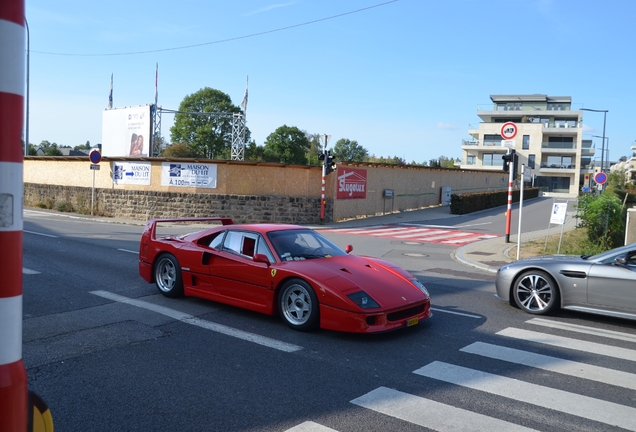 Ferrari F40