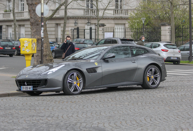 Ferrari GTC4Lusso