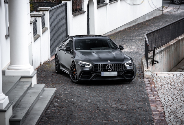 Mercedes-AMG GT 63 S X290