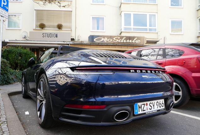 Porsche 992 Carrera 4S Cabriolet